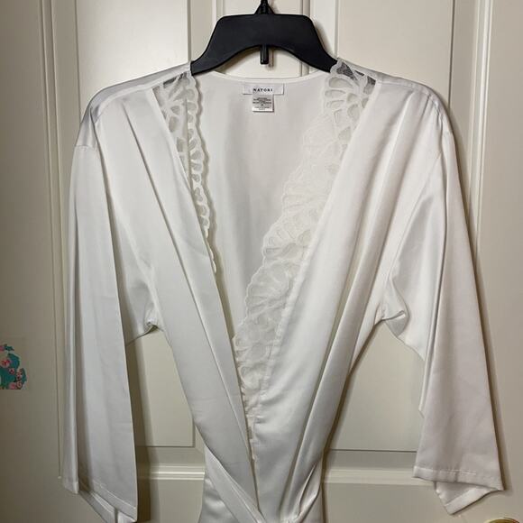 NATORI Deco Lace Robe Ivory M NWT - Picture 4 of 9